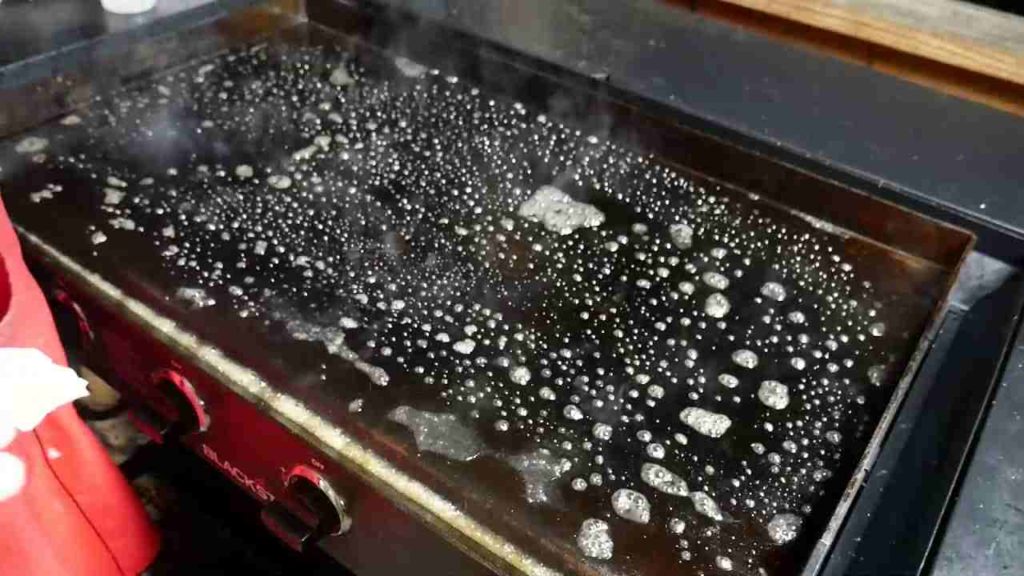 Cleaning Blackstone Griddle :