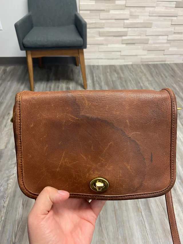 How to Get Rid of Water Marks on Leather?